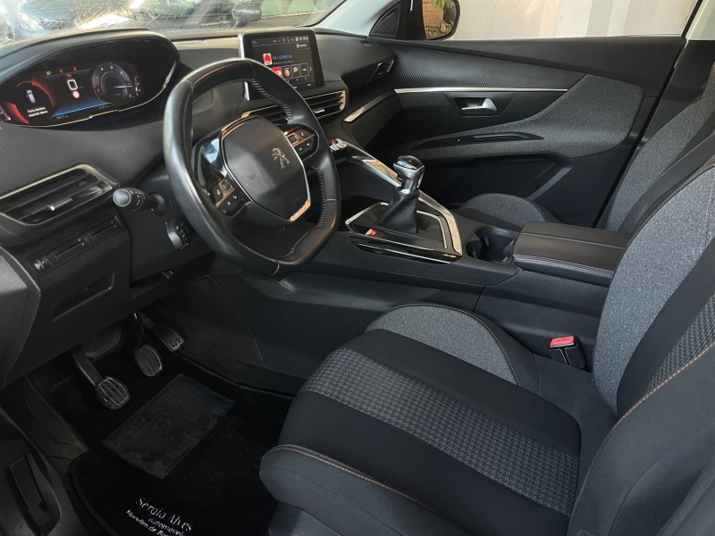 Peugeot 3008 1.5 BlueHDi Active