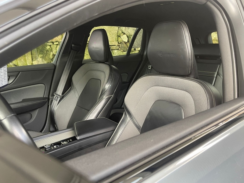 Volvo V60 D3 R-Design