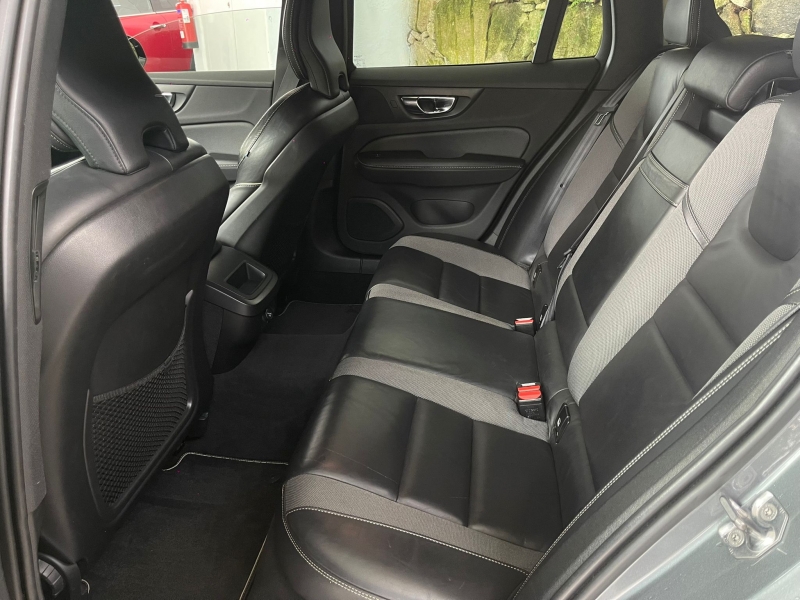 Volvo V60 D3 R-Design