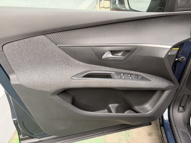 Peugeot 5008 1.5 BlueHDI 130cv Allure