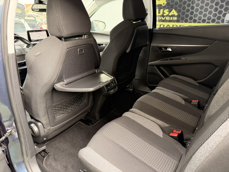 Peugeot 5008 1.5 BlueHDI 130cv Allure