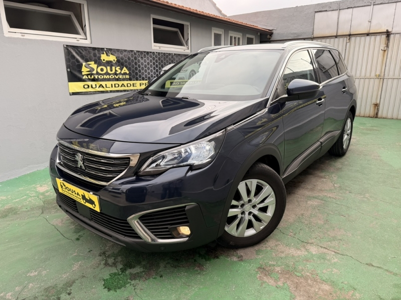Peugeot 5008 1.5 BlueHDI 130cv Allure