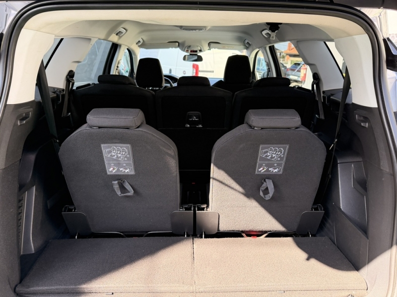 Peugeot 5008 1.6 HDI 120cv Automatica