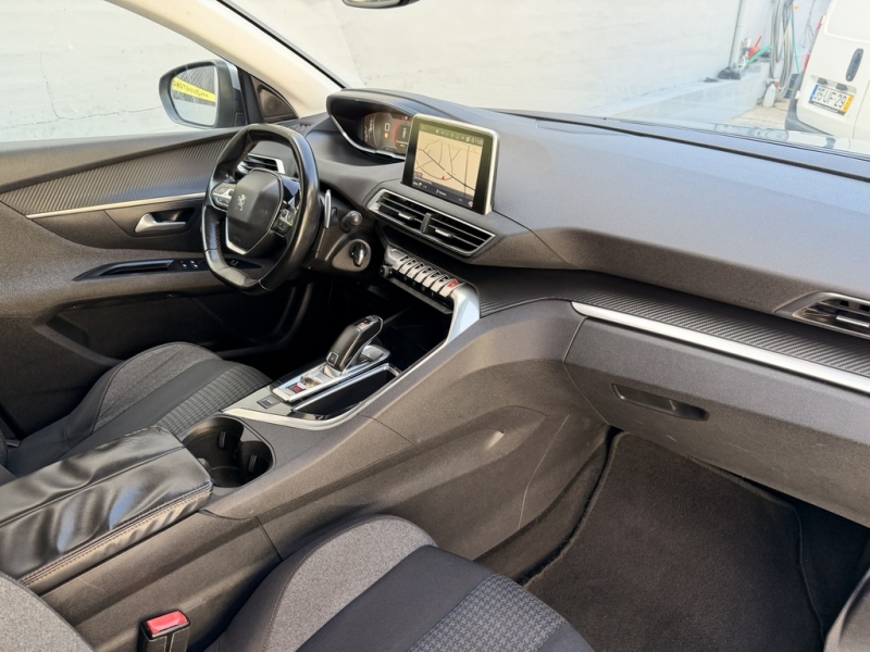 Peugeot 5008 1.6 HDI 120cv Automatica